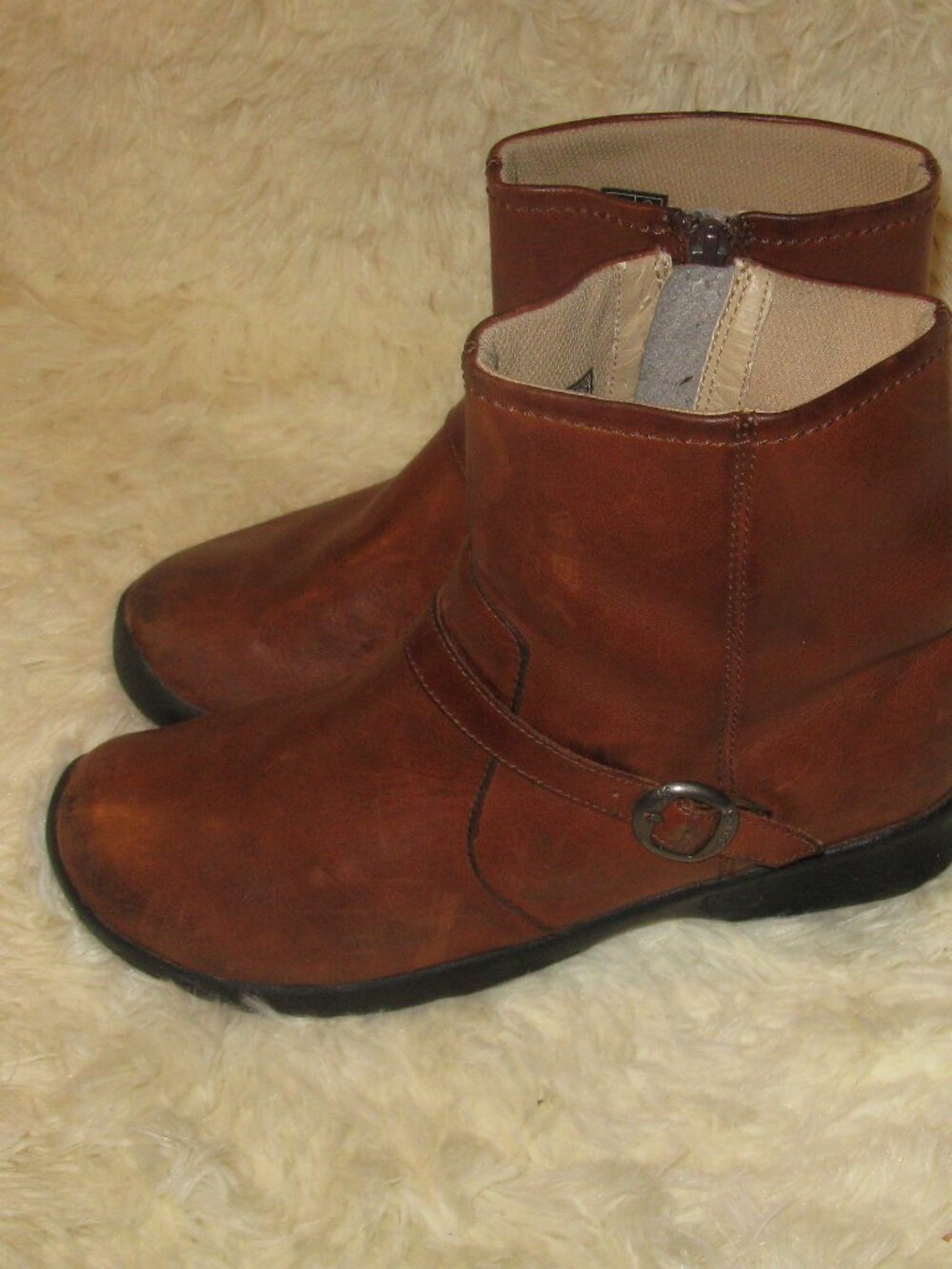 Keen leather utility  boots 9 1/2